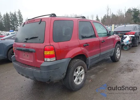 2006 Ford Escape Xlt из США, поврежденный, VIN 1FMYU03Z96KB19370